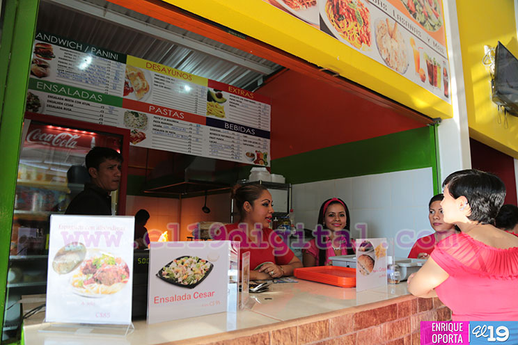 Food Court en Centro Comercial Managua